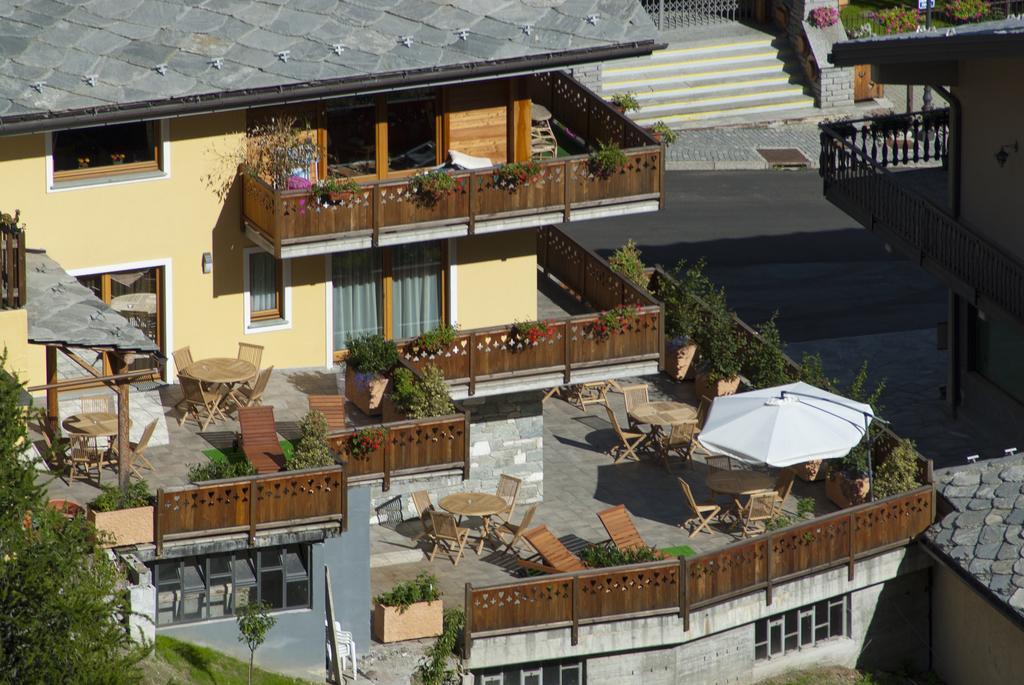 มิรามอนติ อัฟฟิตตากาเมเร เกสท์เฮาส์ Hotel วัลตูร์นอนช์ ภายนอก รูปภาพ