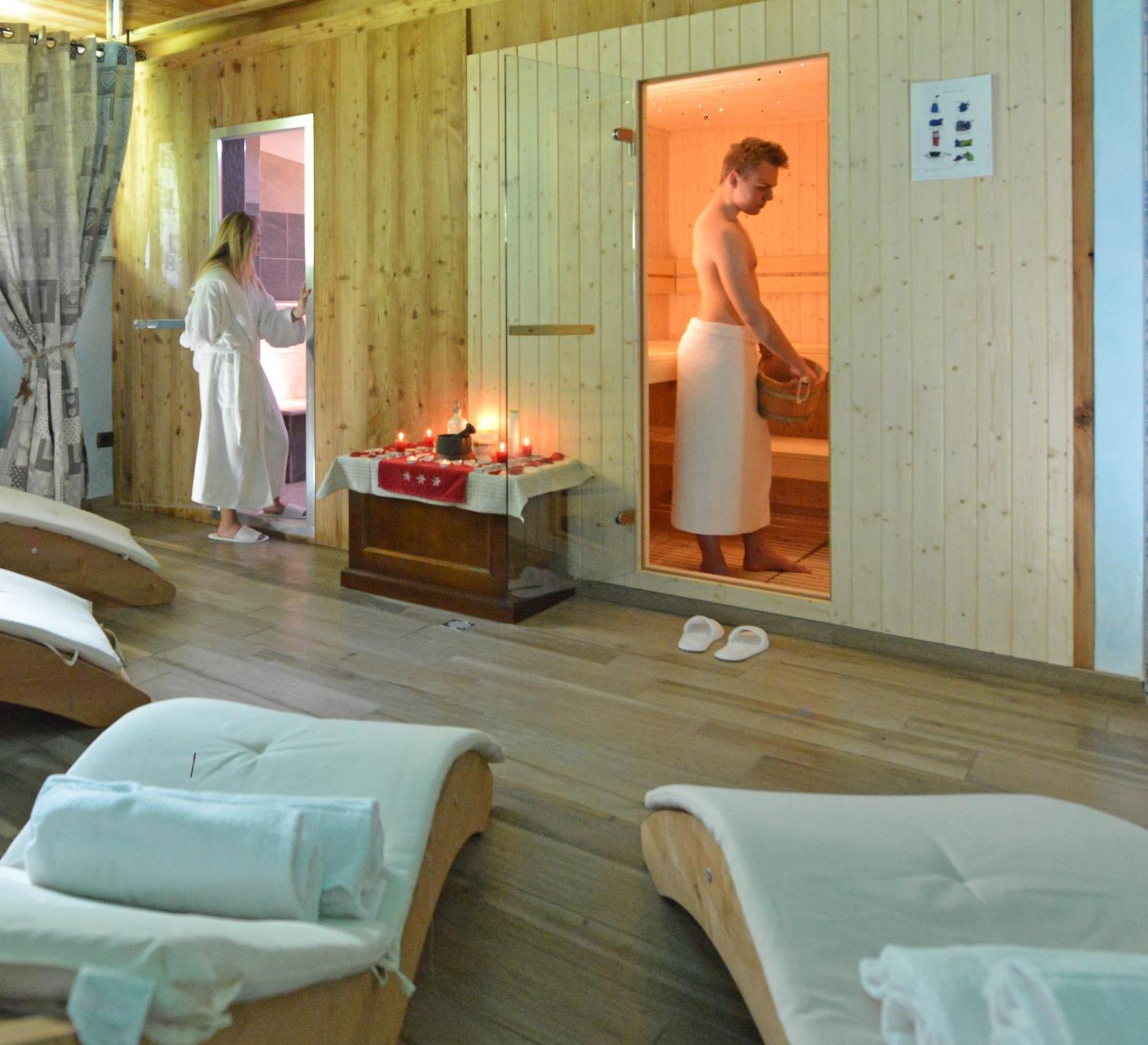 มิรามอนติ อัฟฟิตตากาเมเร เกสท์เฮาส์ Hotel วัลตูร์นอนช์ ภายนอก รูปภาพ