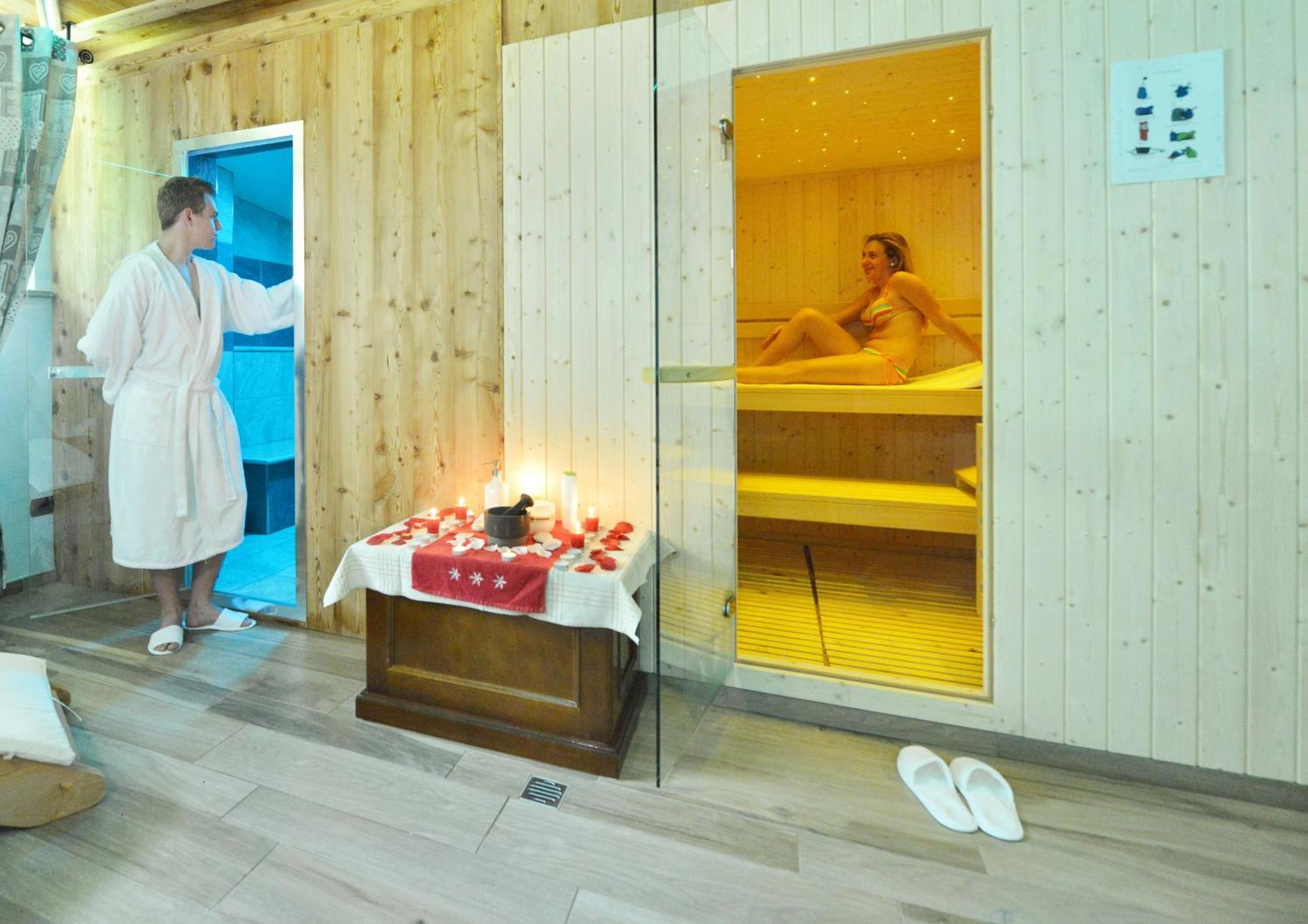 มิรามอนติ อัฟฟิตตากาเมเร เกสท์เฮาส์ Hotel วัลตูร์นอนช์ ภายนอก รูปภาพ
